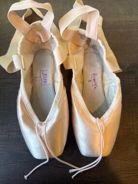 Bloch Raffine pointe shoes 4.5 XX